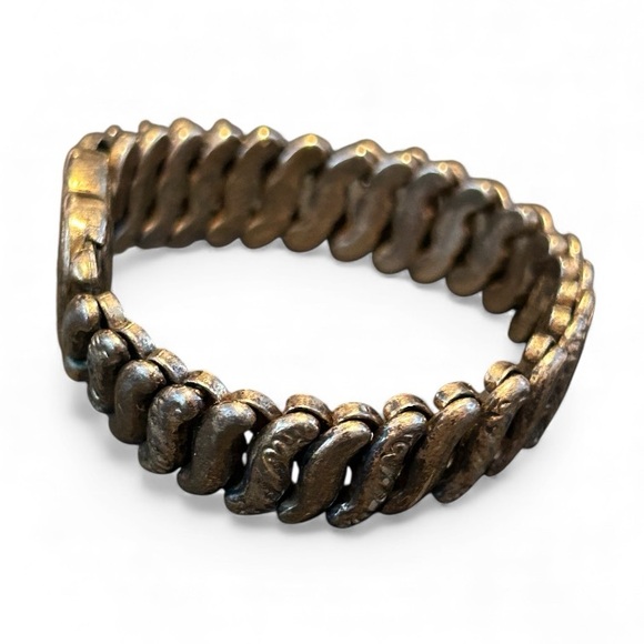 1940s La Mode Precious Metal Gold Tone Sweetheart Expandable Bracelet WWII Era - Picture 4 of 8